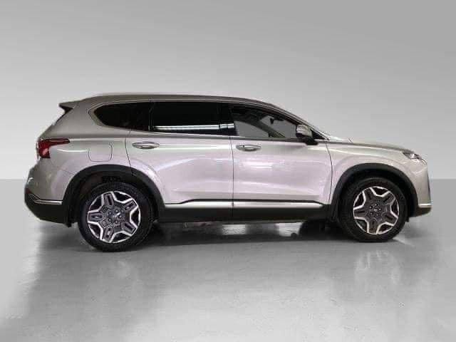 Hyundai Santa Fé PHEV 4WD Premium – 7 places