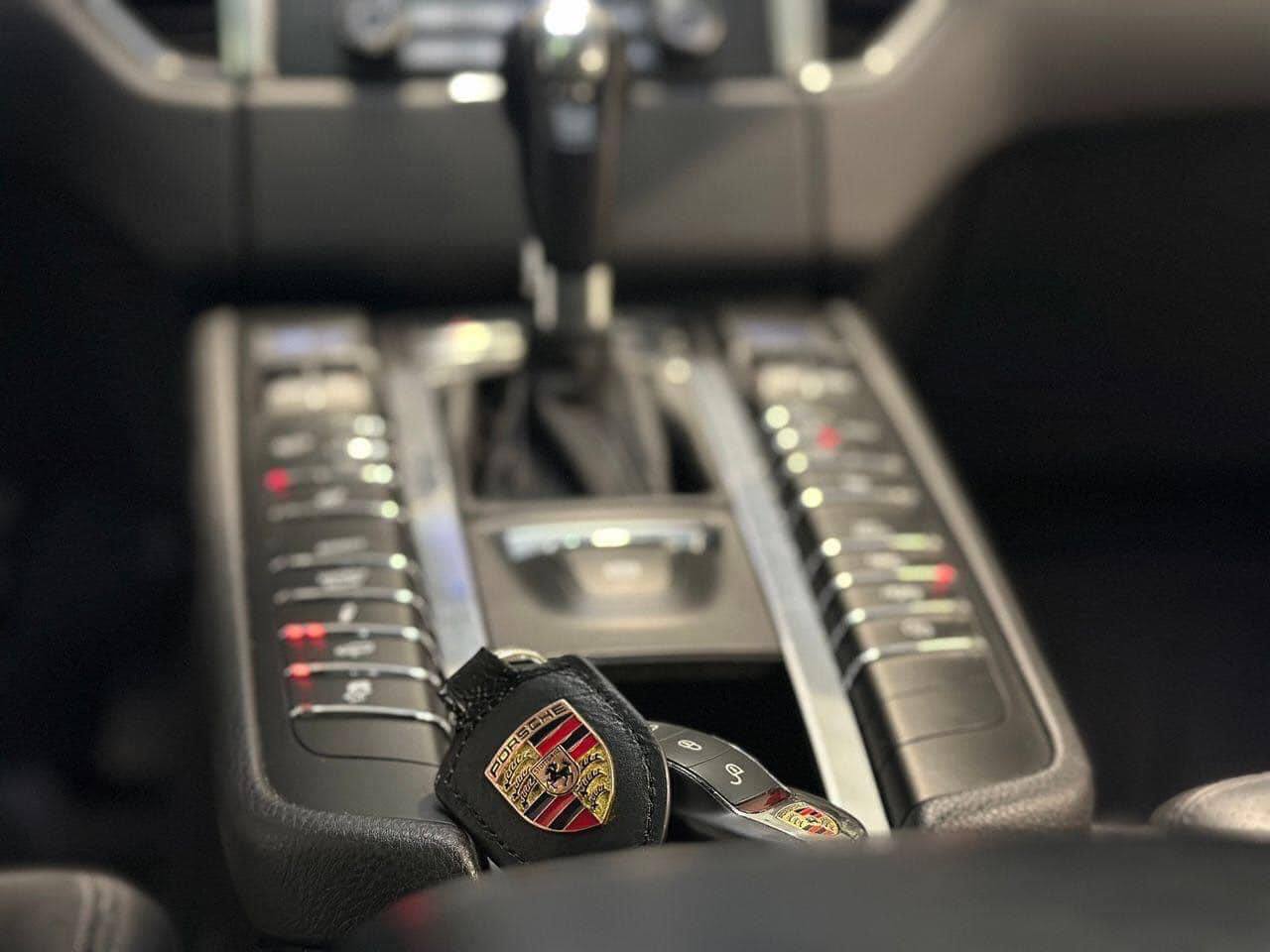 Porsche Macan 2.0 AWD Sportsexos