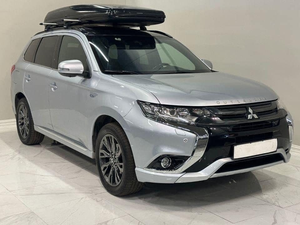MITSUBISHI OUTLANDER 2.0 / AWD / PHEV / Hybride