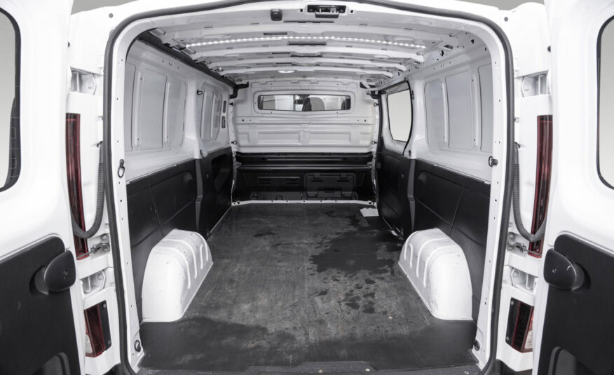 Renault Trafic 2,0dCi 145 L2H1