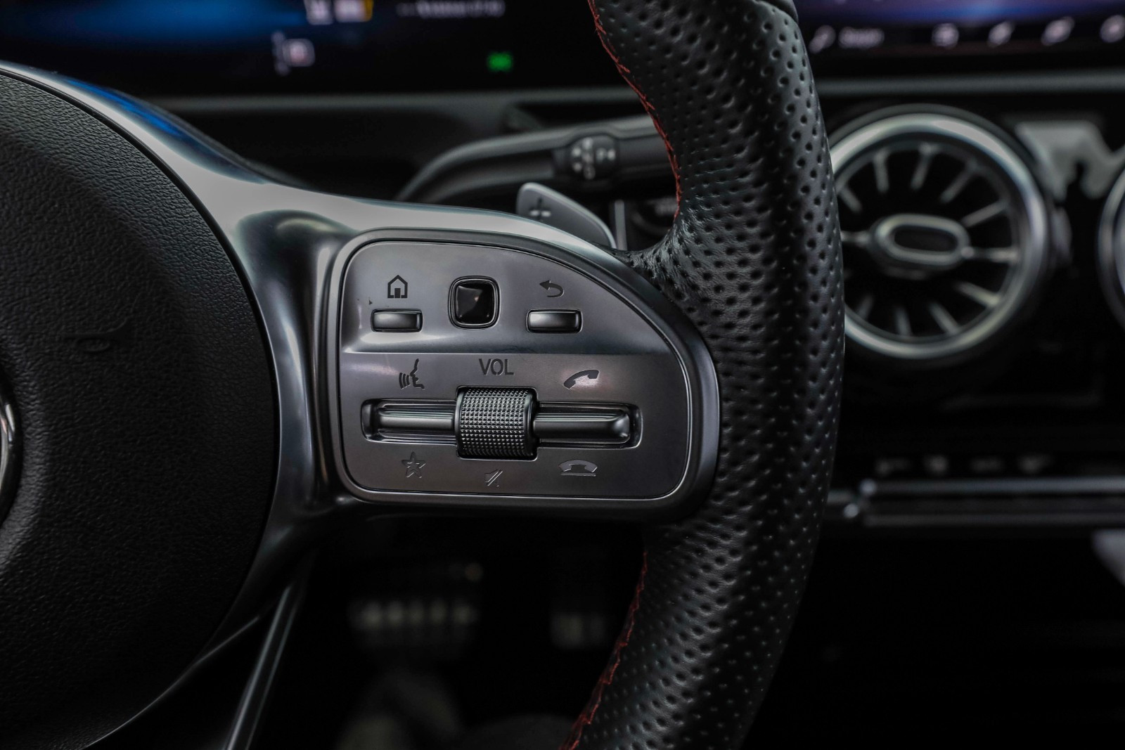 Mercedes-Benz CLA 250e