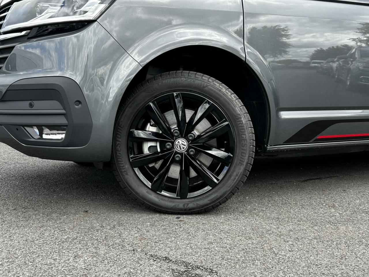 VOLKSWAGEN CALIFORNIA T6.1 2.0 TDI 150 DSG Beach Camper Edition