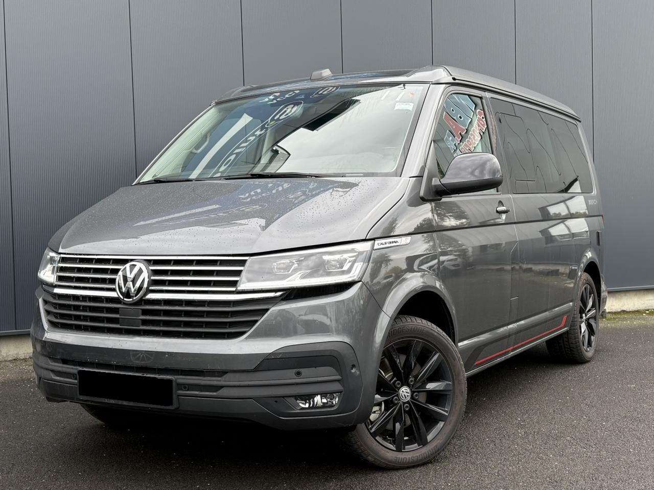 VOLKSWAGEN CALIFORNIA T6.1 2.0 TDI 150 DSG Beach Camper Edition