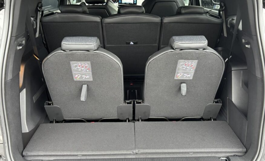 PEUGEOT 5008 1.5 BlueHDI 130 EAT8 Allure Pack