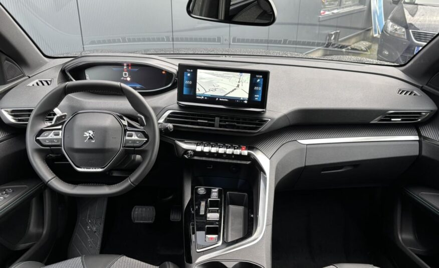 PEUGEOT 5008 1.5 BlueHDI 130 EAT8 Allure Pack