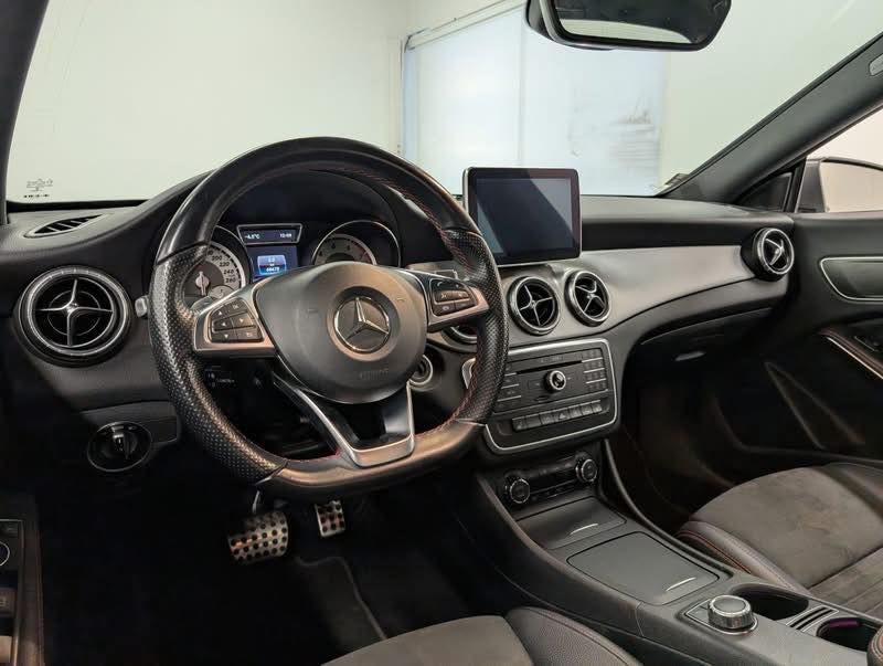Mercedes-Benz CLA 2 AMG Navi Kamera DAB+