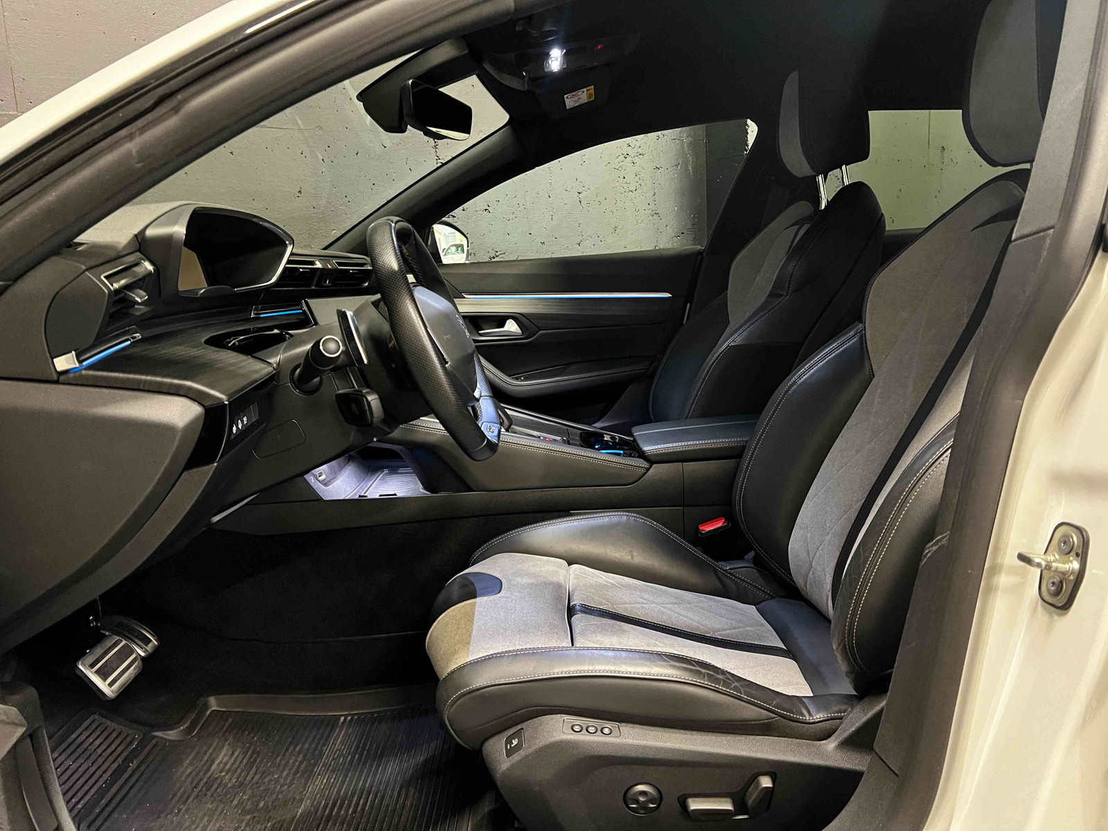 Peugeot 508 SW II HYBRID4 360ch e-EAT8 SPORT ENGINEERED